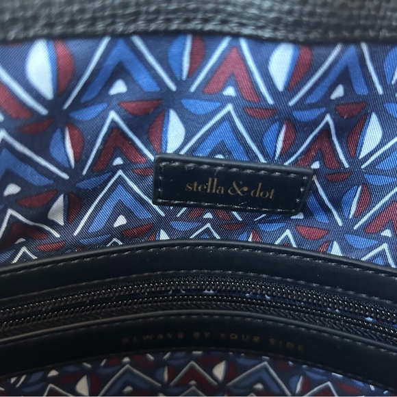 Stella & Dot Hayes Tassel Hobo Purse GUC - Picture 9 of 13